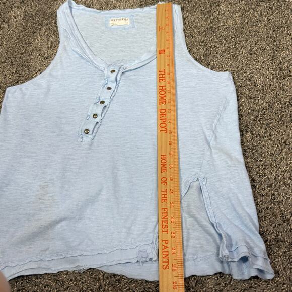 We the Free People Scoop Neck Tank Top Size Small Blue Relax Raw Edge Trim Snap - Picture 10 of 10